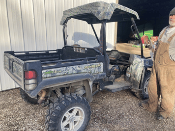 Main image John Deere Gator XUV 825i
