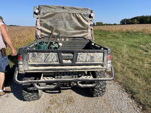 Image of John Deere Gator XUV 825i equipment image 3