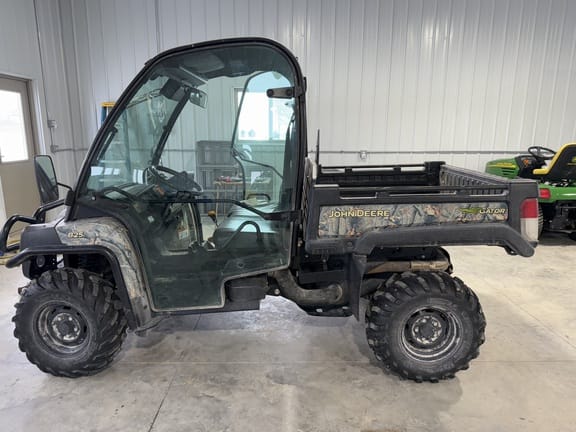 2011 John Deere Gator XUV 825i Equipment Image0