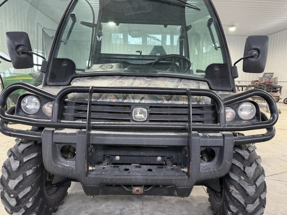 Image of John Deere Gator XUV 825i equipment image 3