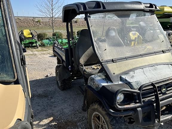 Image of John Deere Gator XUV 825i equipment image 2