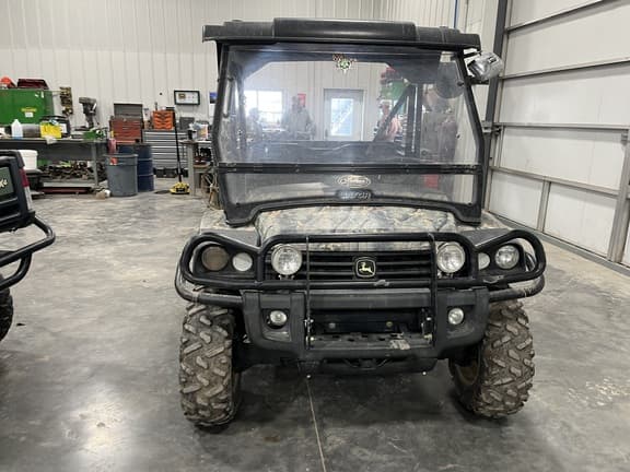 Image of John Deere Gator XUV 825i equipment image 1