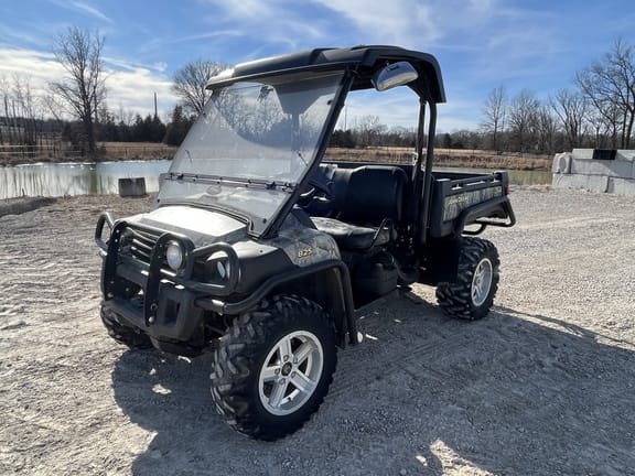 2011 John Deere Gator XUV 825i Equipment Image0