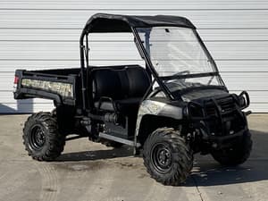 2011 John Deere Gator XUV 825i Image