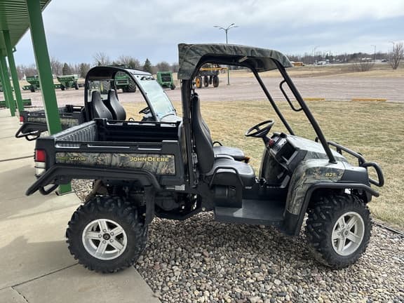 Image of John Deere Gator XUV 825i equipment image 1