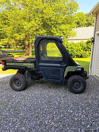 Image of John Deere Gator XUV 825i Image 1