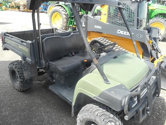 Image of John Deere Gator XUV 825i equipment image 1