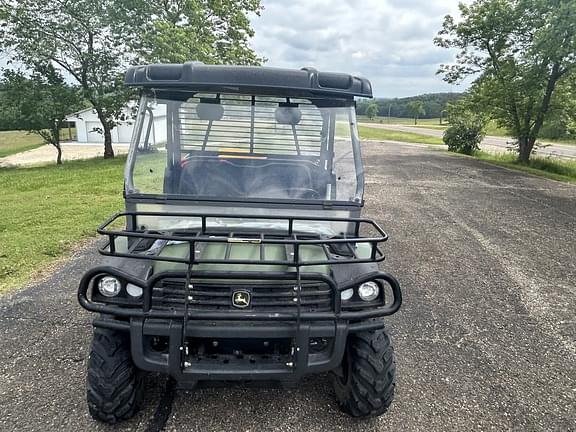 Image of John Deere Gator XUV 825i equipment image 1