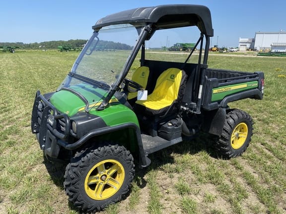 Main image John Deere Gator XUV 825i