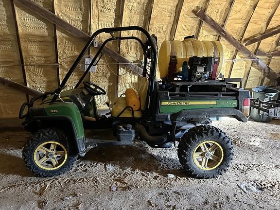 Image of John Deere Gator XUV 825i Primary image