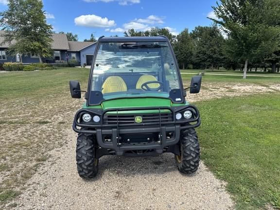 Image of John Deere Gator XUV 825i equipment image 4