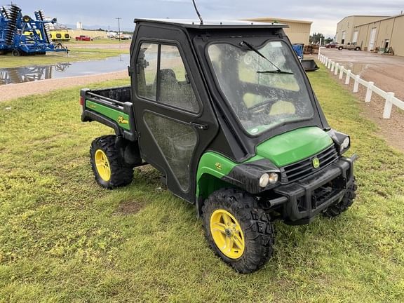 Main image John Deere Gator XUV 825i