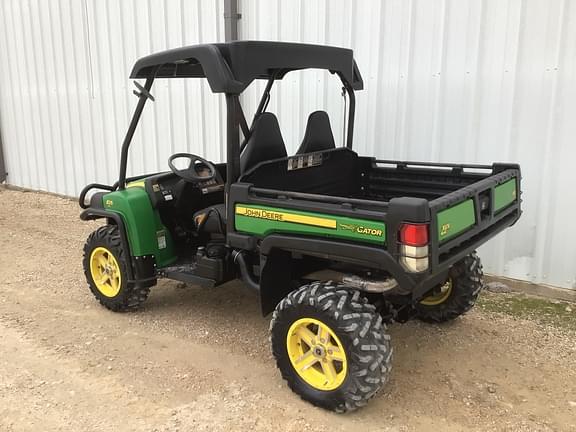 Image of John Deere Gator XUV 825i equipment image 2