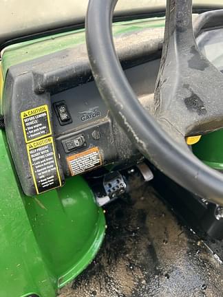 Image of John Deere Gator XUV 825i equipment image 1