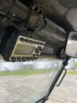 Image of John Deere Gator XUV 825i equipment image 2