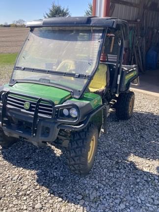 Image of John Deere Gator XUV 825i equipment image 1