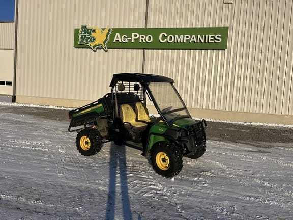 2011 John Deere Gator XUV 825i Equipment Image0