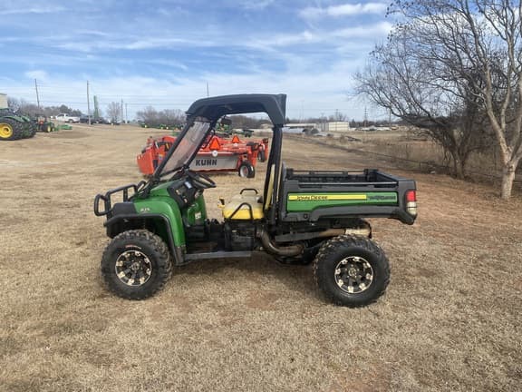 Image of John Deere Gator XUV 825i equipment image 3