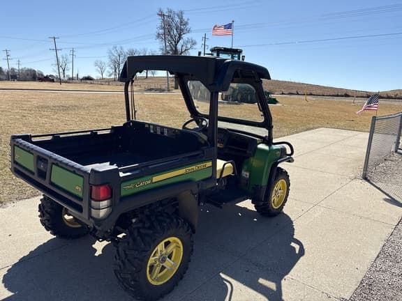 Image of John Deere Gator XUV 825i equipment image 4