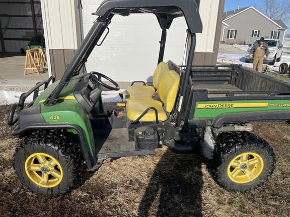 Image of John Deere Gator XUV 825i equipment image 1