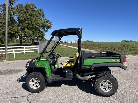 Image of John Deere Gator XUV 825i equipment image 1