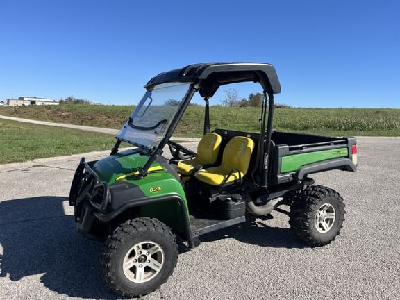 2011 John Deere Gator XUV 825i Equipment Image0