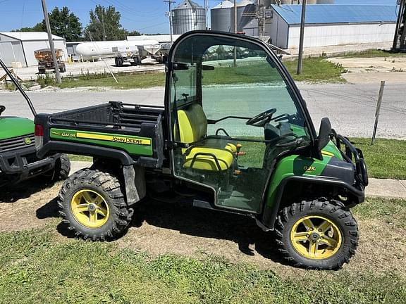 Image of John Deere Gator equipment image 4