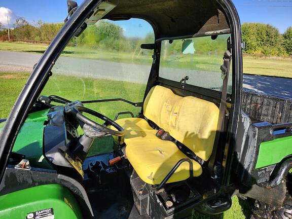 Image of John Deere Gator XUV 825i equipment image 2