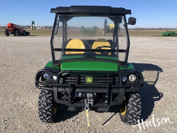 Image of John Deere Gator XUV 825i equipment image 2