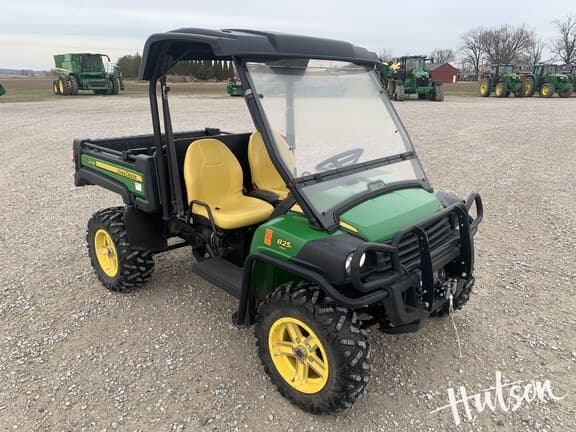 Image of John Deere Gator XUV 825i Primary image