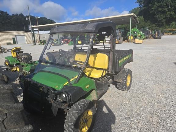 Image of John Deere Gator XUV 825i equipment image 1