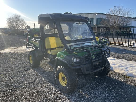 Image of John Deere Gator XUV 825i equipment image 4