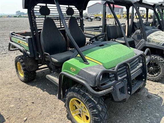 2011 John Deere Gator XUV 825i Equipment Image0