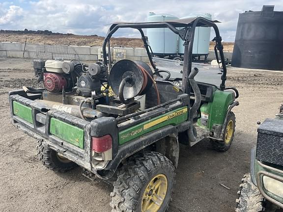 Image of John Deere Gator XUV 825i equipment image 1