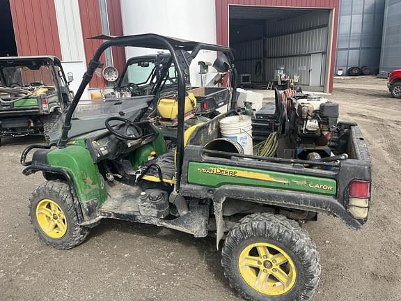 Image of John Deere Gator XUV 825i equipment image 2