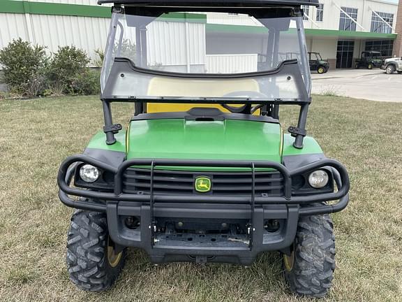 Image of John Deere Gator XUV 825i equipment image 2