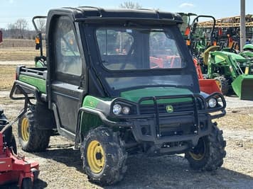 Main image John Deere Gator XUV 825i