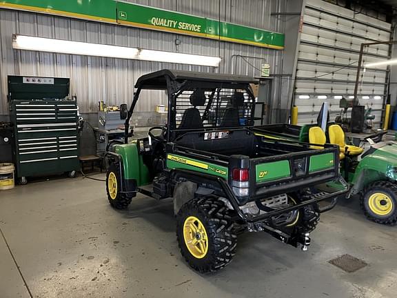 Image of John Deere Gator XUV 825i equipment image 1