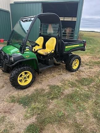 Image of John Deere Gator XUV 825i equipment image 3