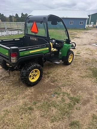 Image of John Deere Gator XUV 825i equipment image 1