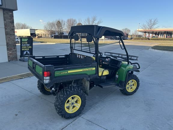Image of John Deere Gator XUV 825i equipment image 3