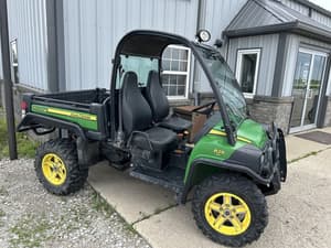 2011 John Deere Gator XUV 825i Image