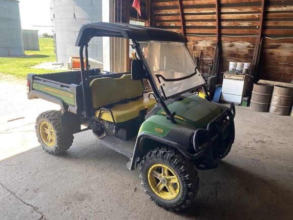 2011 John Deere Gator XUV 825i Equipment Image0
