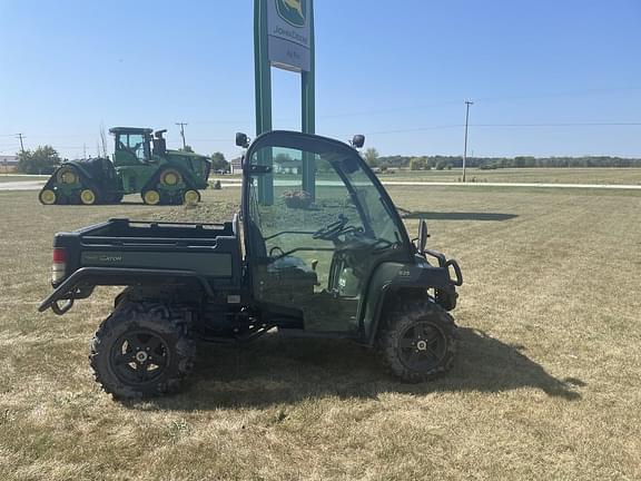 Image of John Deere Gator XUV 825i equipment image 2