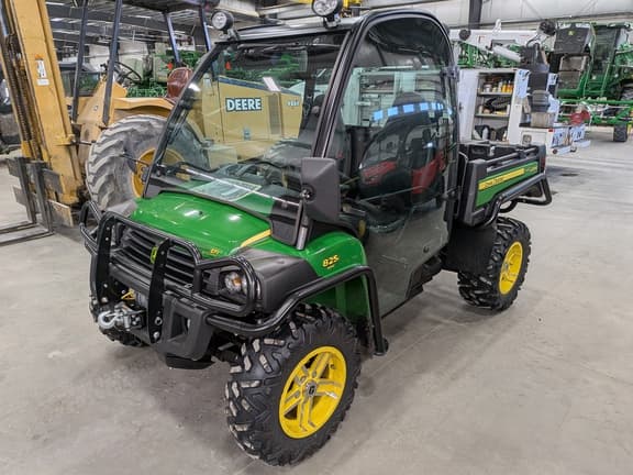 Image of John Deere Gator XUV 825i Primary image