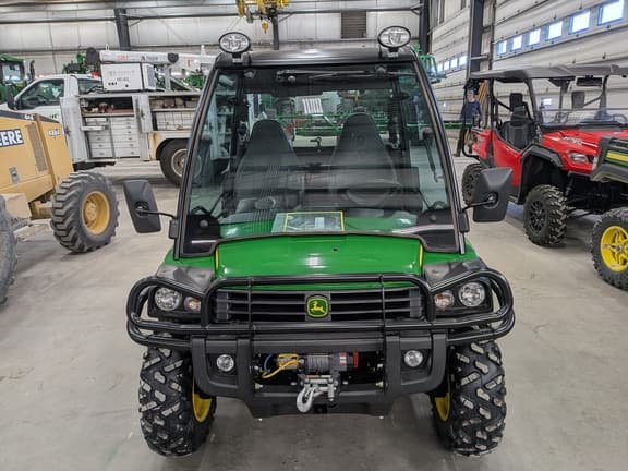 Image of John Deere Gator XUV 825i equipment image 1