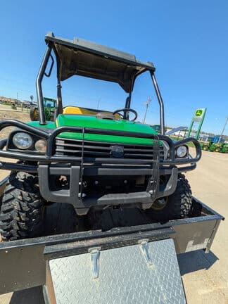Image of John Deere Gator XUV 825i equipment image 2