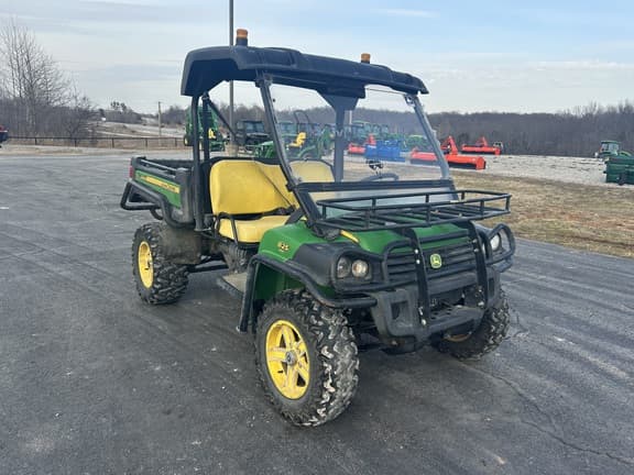 Image of John Deere Gator XUV 825i equipment image 3