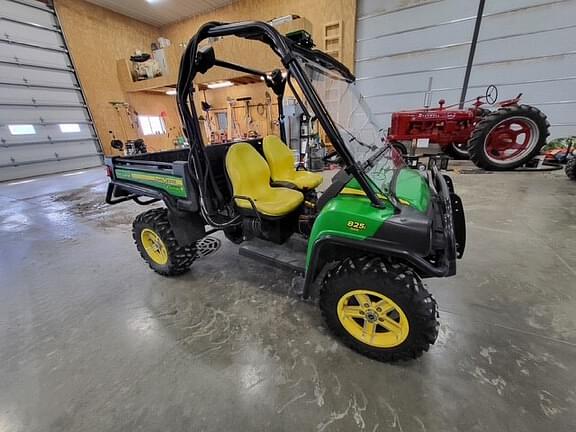 Image of John Deere Gator XUV 825i Primary image