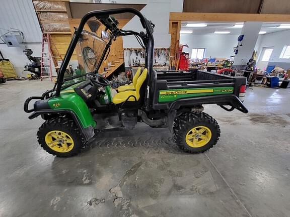 Image of John Deere Gator XUV 825i equipment image 2